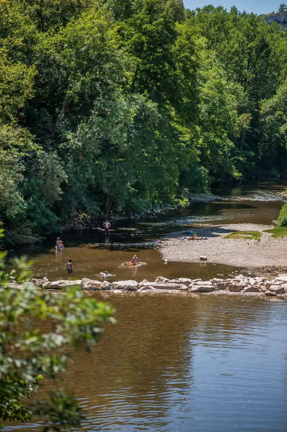 Plage rivière de brengues célé